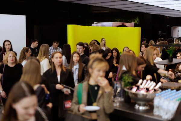 elle active forum 20 scaled